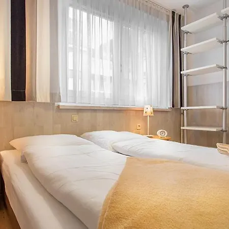 H&h Im Herzen Der Stadt Teilweise Mit Balkon Ruhig Zentral Modern Mit Kueche