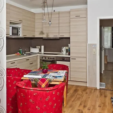 Apartament H&h Im Herzen Der Stadt Teilweise Mit Balkon Ruhig Zentral Modern Mit Kueche *