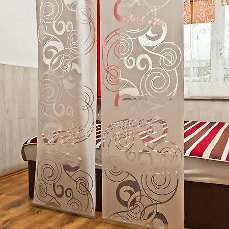 Lejlighed H&h Im Herzen Der Stadt Teilweise Mit Balkon Ruhig Zentral Modern Mit Kueche *