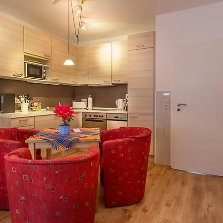 H&h Im Herzen Der Stadt Teilweise Mit Balkon Ruhig Zentral Modern Mit Kueche Apartament *