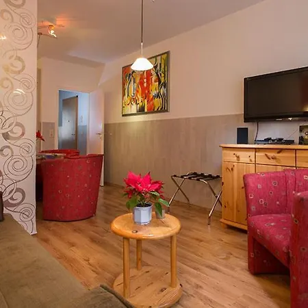 H&h Im Herzen Der Stadt Teilweise Mit Balkon Ruhig Zentral Modern Mit Kueche * Greifswald