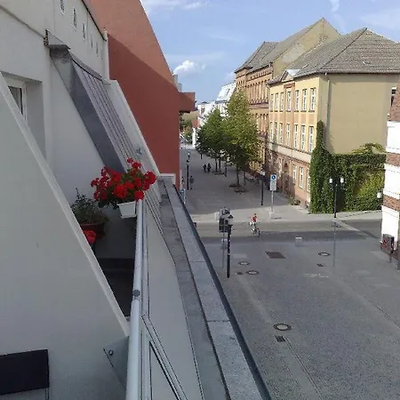 H&h Im Herzen Der Stadt Teilweise Mit Balkon Ruhig Zentral Modern Mit Kueche Lejlighed
