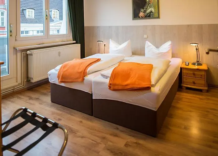 Διαμέρισμα H&h Im Herzen Der Stadt Teilweise Mit Balkon Ruhig Zentral Modern Mit Kueche Γκράιφσβαλντ