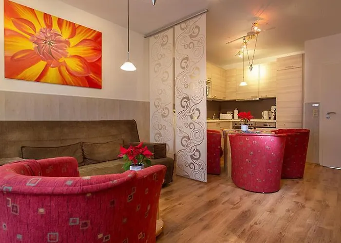 Διαμέρισμα H&h Im Herzen Der Stadt Teilweise Mit Balkon Ruhig Zentral Modern Mit Kueche *